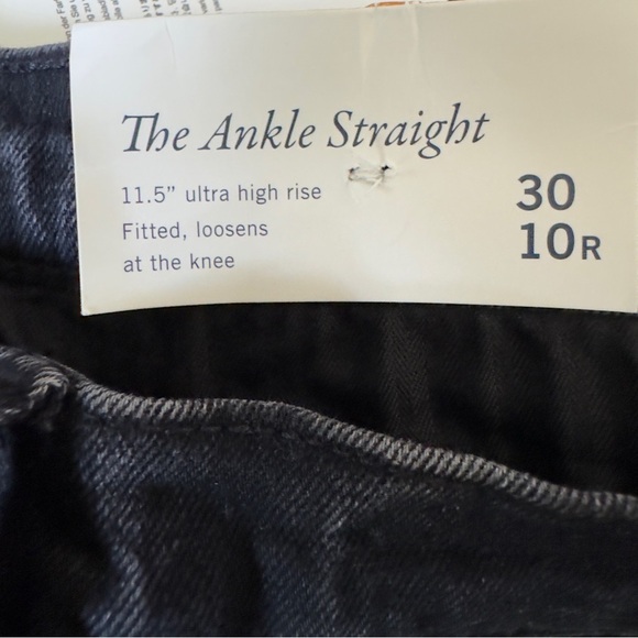 Abercrombie & Fitch NWT The Ankle Straight Ultra High-Rise Jeans - Picture 8 of 12